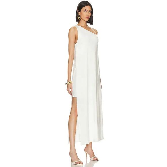 krisa Layered One Shoulder Dress in Cream - Picture 2 of 7